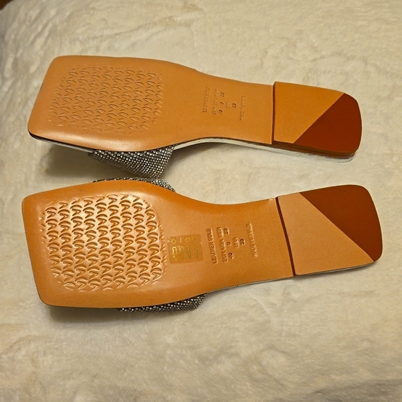 ✨️ Bling slides✨️ - Picture 2 of 3